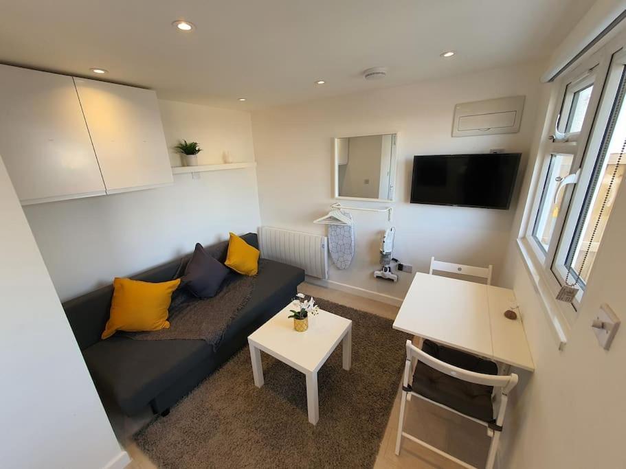 The Tiny Sea Gem Apartman Jaywick Sands Kültér fotó
