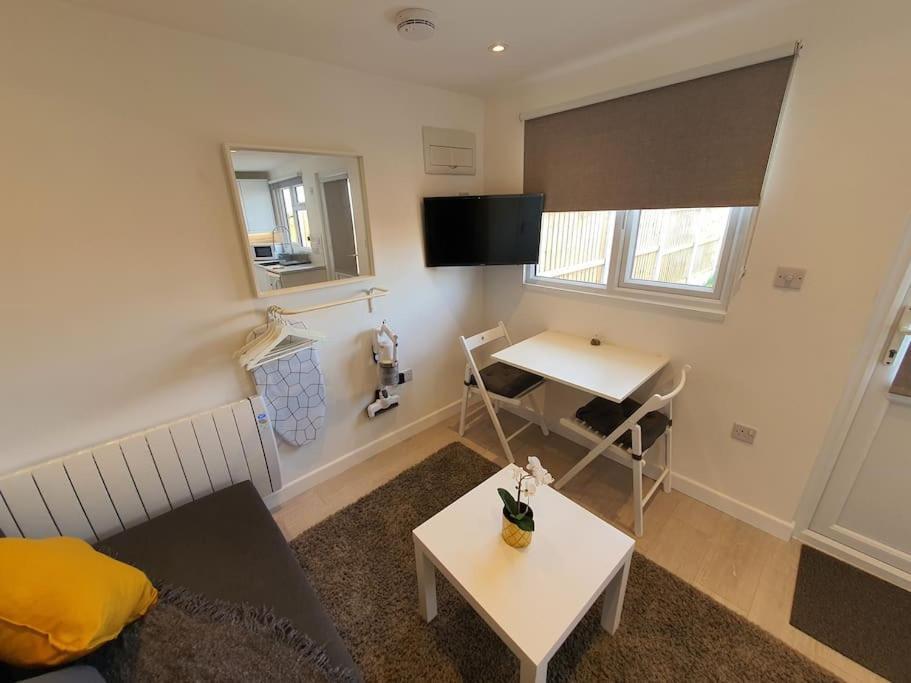 The Tiny Sea Gem Apartman Jaywick Sands Kültér fotó